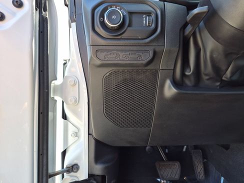 Used 2024 Jeep Wrangler Unlimited Sport AWD/4WD image 12