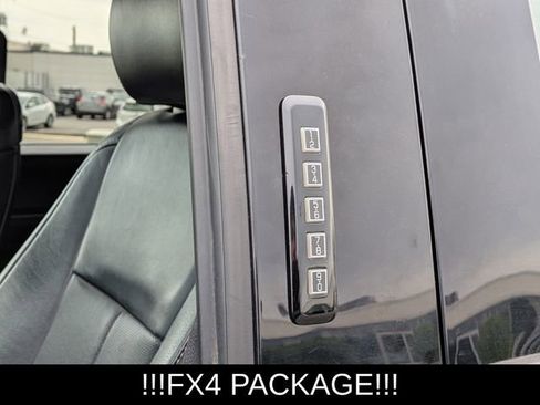 Used 2019 Ford F150 Lariat w/ FX4 Off-Road Package AWD/4WD image 10