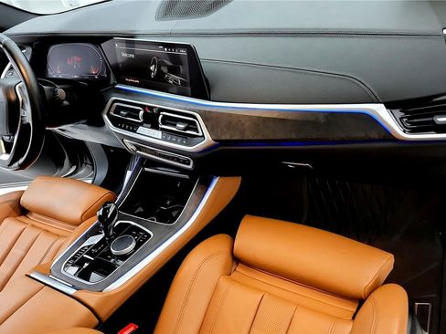 Used 2022 BMW X5 xDrive40i image 25