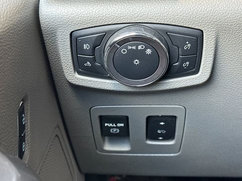 Used 2019 Ford F150 XLT w/ Equipment Group 301A Mid AWD/4WD image 28