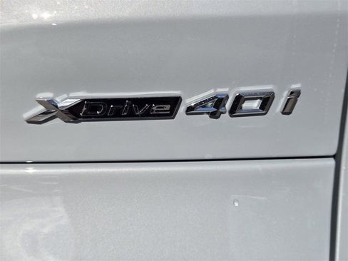 New 2026 BMW X5 xDrive40i w/ M Sport Package image 13