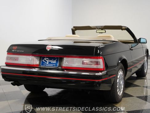Used 1993 Cadillac Allante FWD image 12