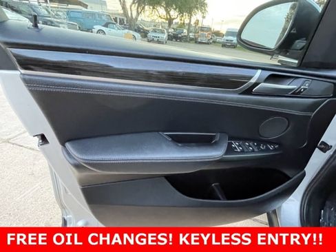 Used 2017 BMW X3 sDrive28i image 10