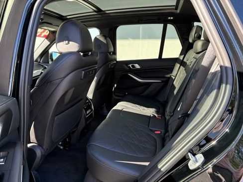 Used 2023 BMW X5 xDrive40i w/ Premium Package AWD/4WD image 11