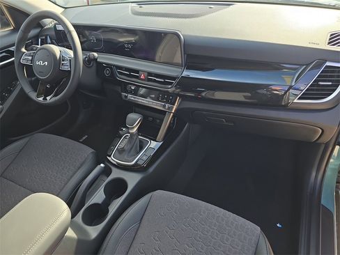 New 2026 Kia Seltos S image 13