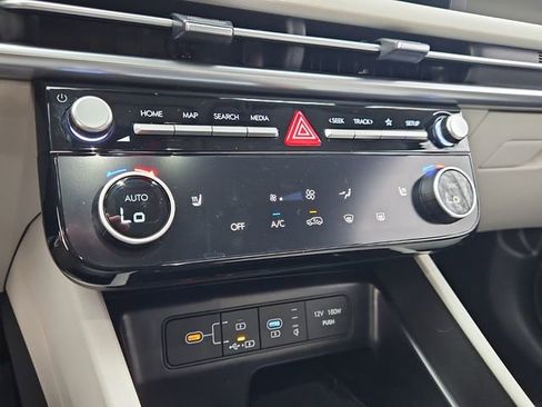 Certified 2025 Hyundai Tucson SEL image 22