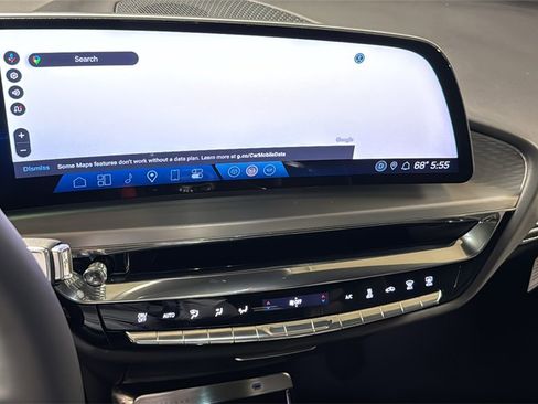 Used 2025 Cadillac Lyriq Sport image 28