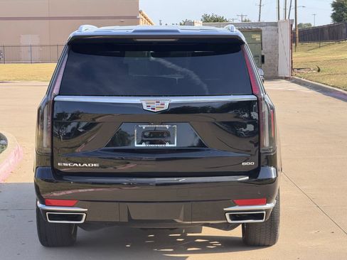 Used 2023 Cadillac Escalade Premium Luxury Platinum RWD image 5