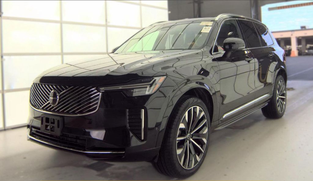 Used 2026 Volvo XC90 B6 Plus AWD/4WD image 1