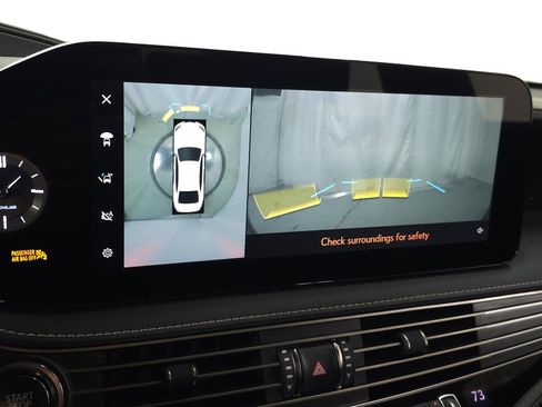 Certified 2024 Lexus LS 500 AWD w/ Luxury Package image 29