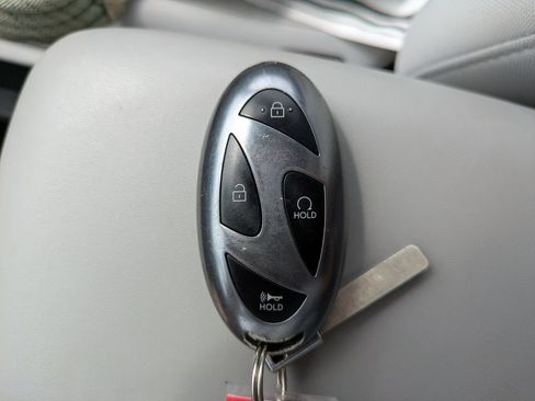 Used 2025 Hyundai Kona SEL AWD/4WD image 28