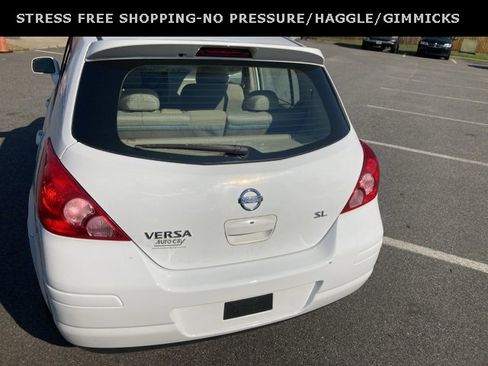 Used 2008 Nissan Versa SL w/ Convenience Pkg image 5