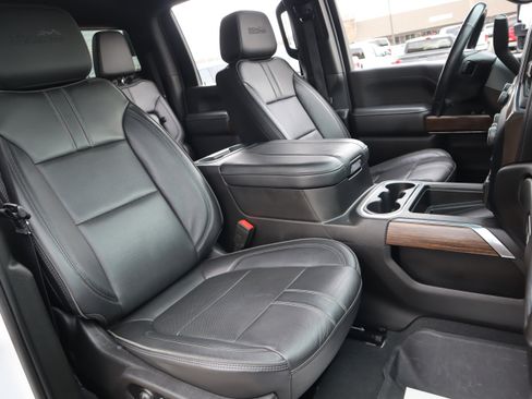 Used 2023 Chevrolet Silverado 2500 High Country w/ Technology Package image 42