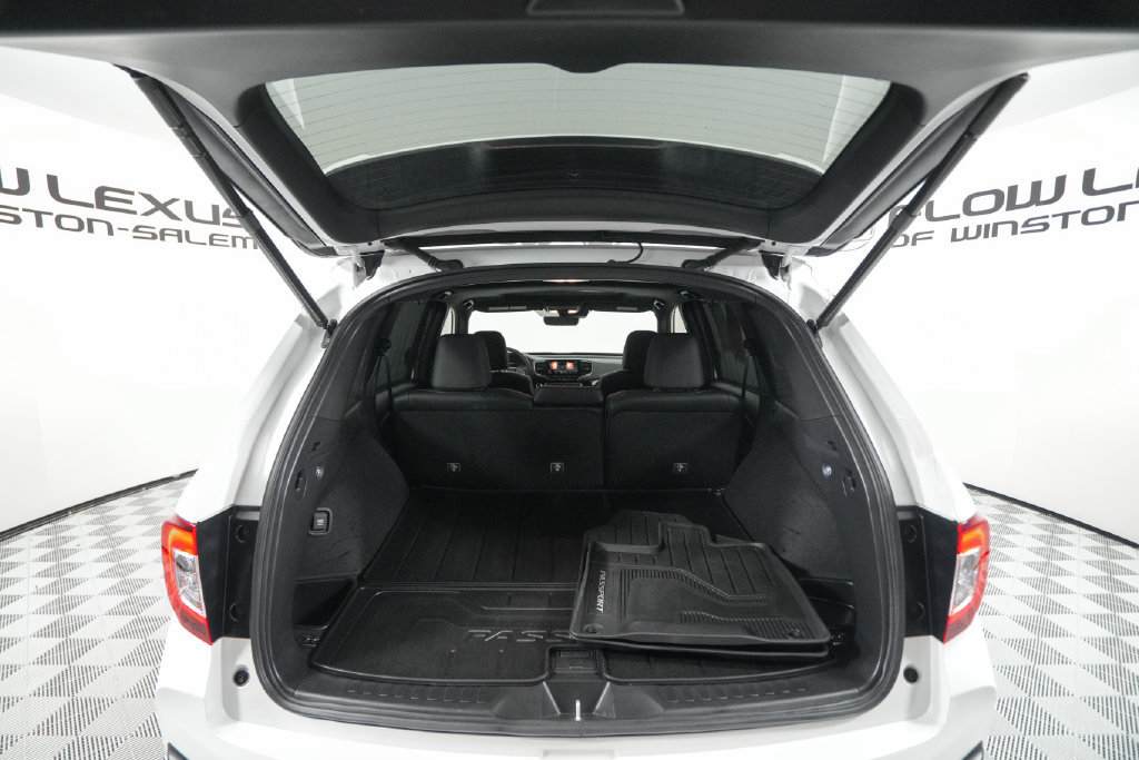 Used 2025 Honda Passport Black Edition image 22