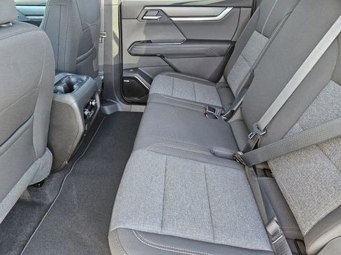 New 2026 GMC Acadia Elevation image 19