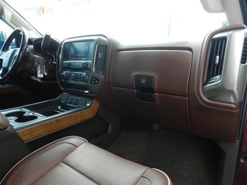 Used 2016 Chevrolet Silverado 2500 High Country w/ Duramax Plus Package AWD/4WD image 13