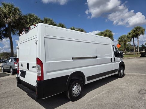 Used 2023 RAM ProMaster 3500 w/ Driver Convenience Group image 4