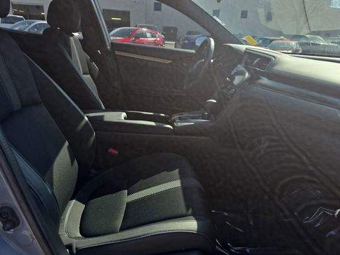 Used 2021 Honda Civic Sport image 10