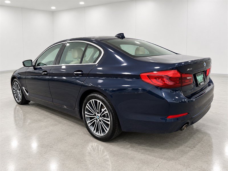 Used 2020 BMW 530i xDrive w/ Convenience Package AWD/4WD image 5