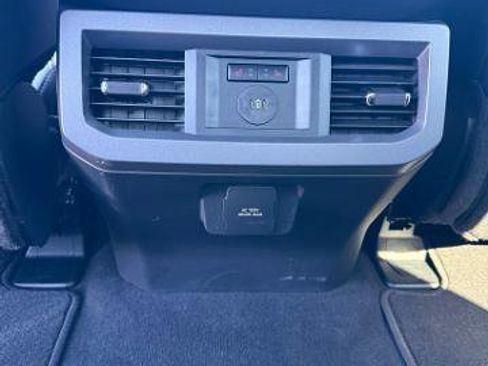Certified 2025 Ford F350 Lariat w/ Lariat Ultimate Package AWD/4WD image 15