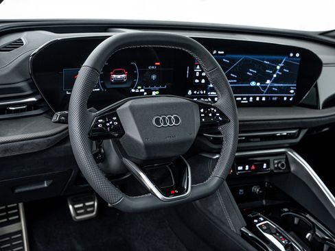 New 2025 Audi SQ5 Premium Plus image 10