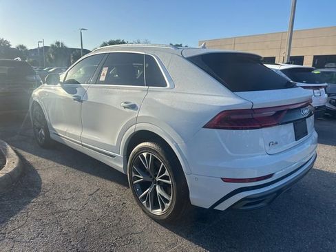 Used 2023 Audi Q8 Premium Plus AWD/4WD image 3