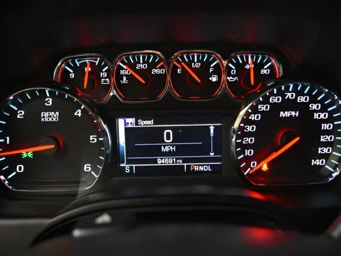 Used 2019 Chevrolet Tahoe LS RWD image 21