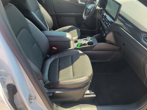 Certified 2025 Ford Escape ST-Line Elite w/ Tech Pack #1 image 3