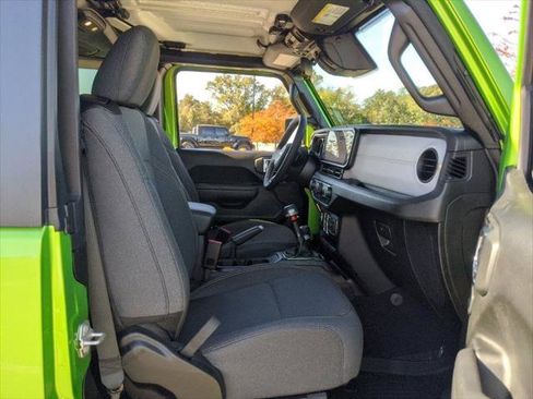 Certified 2025 Jeep Wrangler Sport S image 39