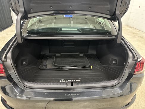 Certified 2025 Lexus ES 350 w/ Premium Package FWD image 33