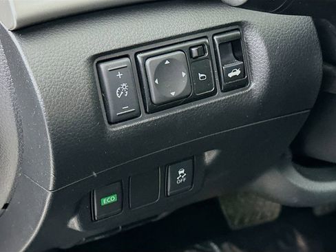 Used 2019 Nissan Sentra SV image 15