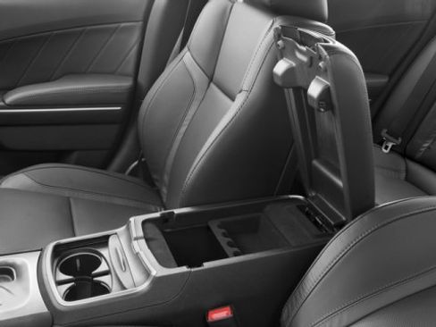 Used 2017 Dodge Charger R/T image 18