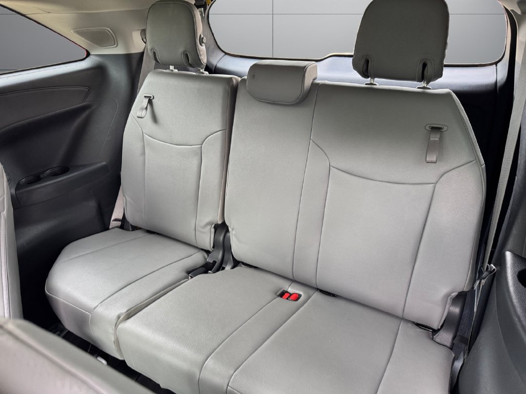 Certified 2025 Toyota Sienna XLE w/ XLE Plus Package AWD/4WD image 16