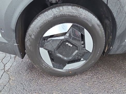 New 2026 Kia EV9 Wind image 9