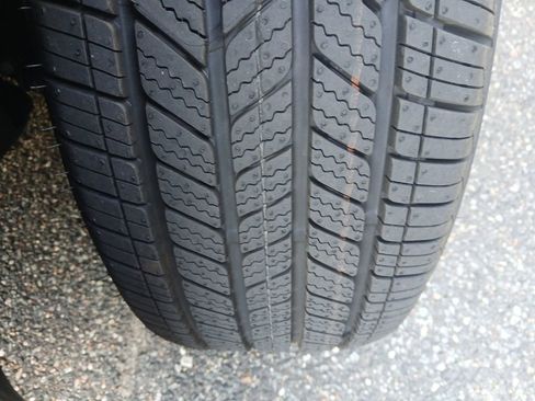 New 2025 Volkswagen Taos S image 26