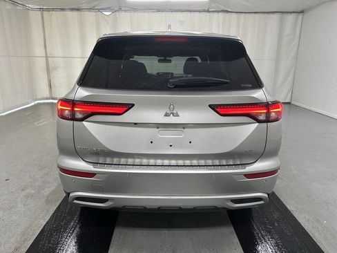 Used 2023 Mitsubishi Outlander SE AWD/4WD image 22
