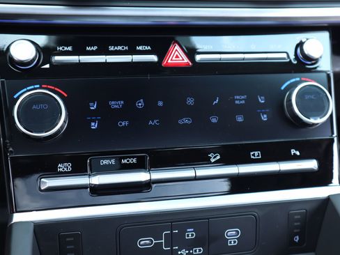 New 2026 Hyundai Santa Fe Limited FWD image 8