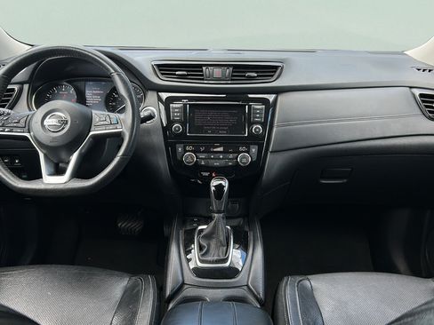 Used 2019 Nissan Rogue SL FWD image 15