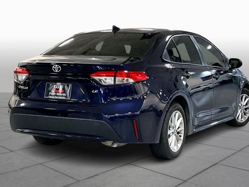 Used 2020 Toyota Corolla LE image 11