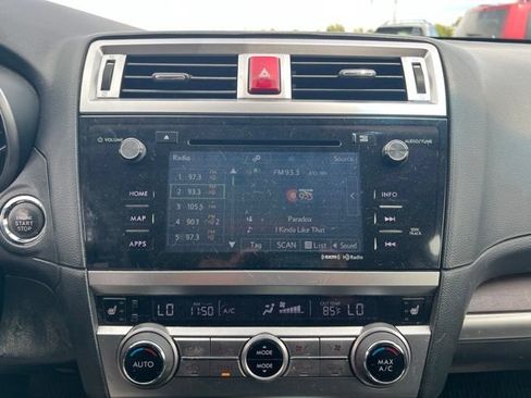 Used 2017 Subaru Outback 2.5i Limited AWD/4WD image 18