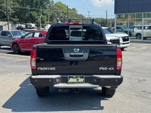 Used 2016 Nissan Frontier PRO-4X w/ Pro-4x Luxury Package AWD/4WD image 4
