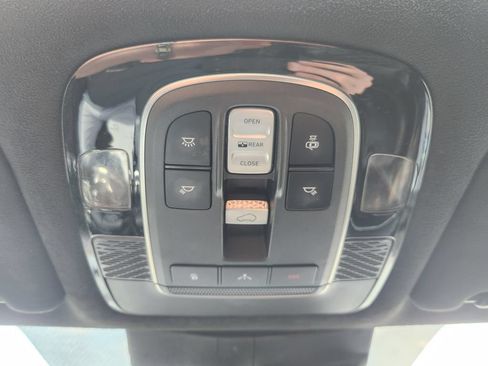 Used 2020 Hyundai Palisade Limited FWD image 33