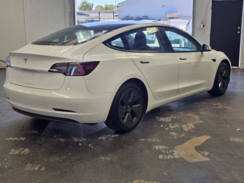 Used 2021 Tesla Model 3 Standard Range Plus RWD image 4