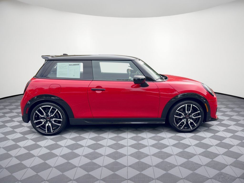 Certified 2025 MINI Cooper S FWD image 8