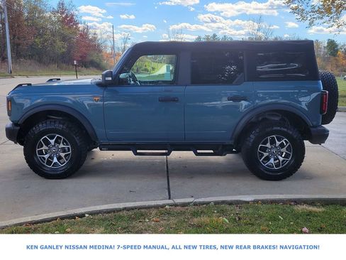 Used 2022 Ford Bronco Badlands image 6