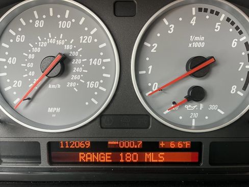 Used 2006 BMW X5 4.8is image 27