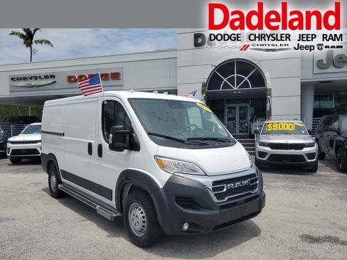 Used 2025 RAM ProMaster 2500 w/ U-Haul Equipment Group FWD image 1