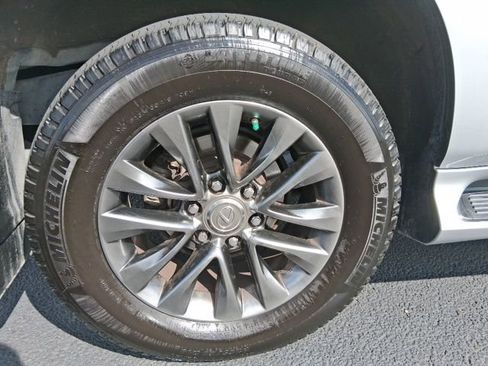 Used 2019 Lexus GX 460 Luxury image 7