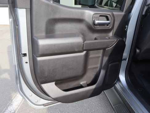 Certified 2024 Chevrolet Silverado 1500 Custom image 30