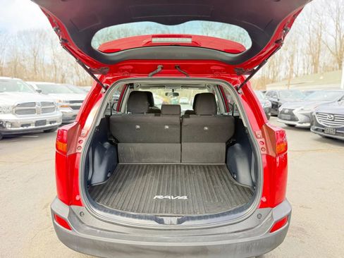 Used 2015 Toyota RAV4 XLE w/ Four Season Floor Mat Package image 20